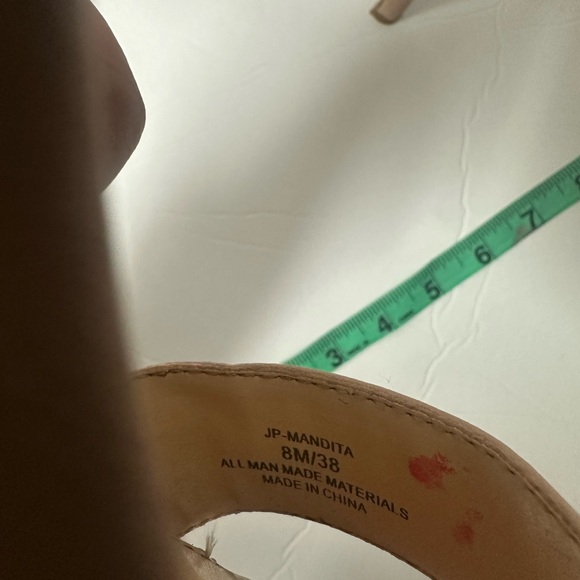 Jessica Simpson zippered tan heels size 8 - Picture 10 of 10